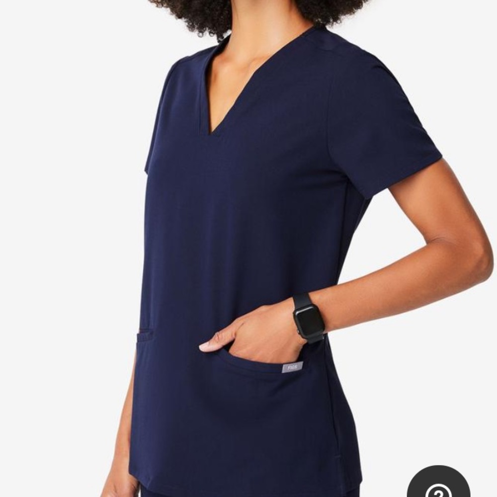 NWT Figs Casma Scrub Top